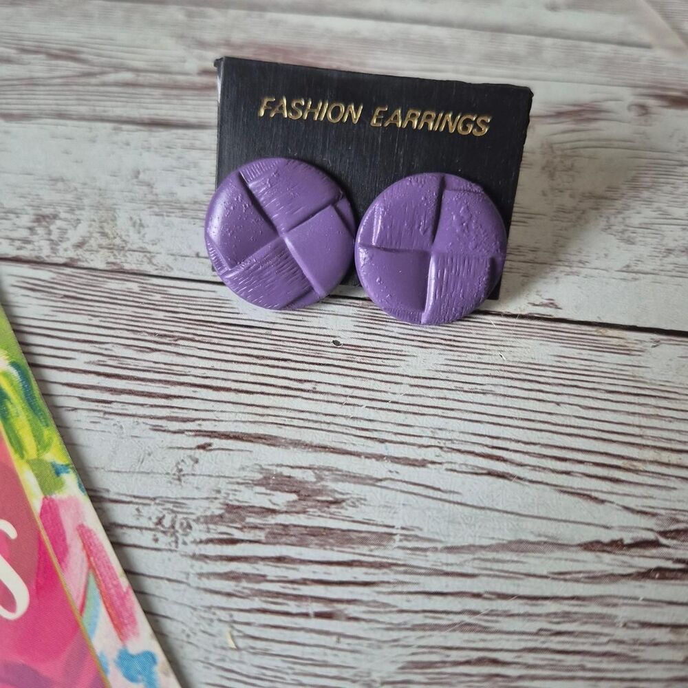 Vintage Purple 1980s Button Earrings